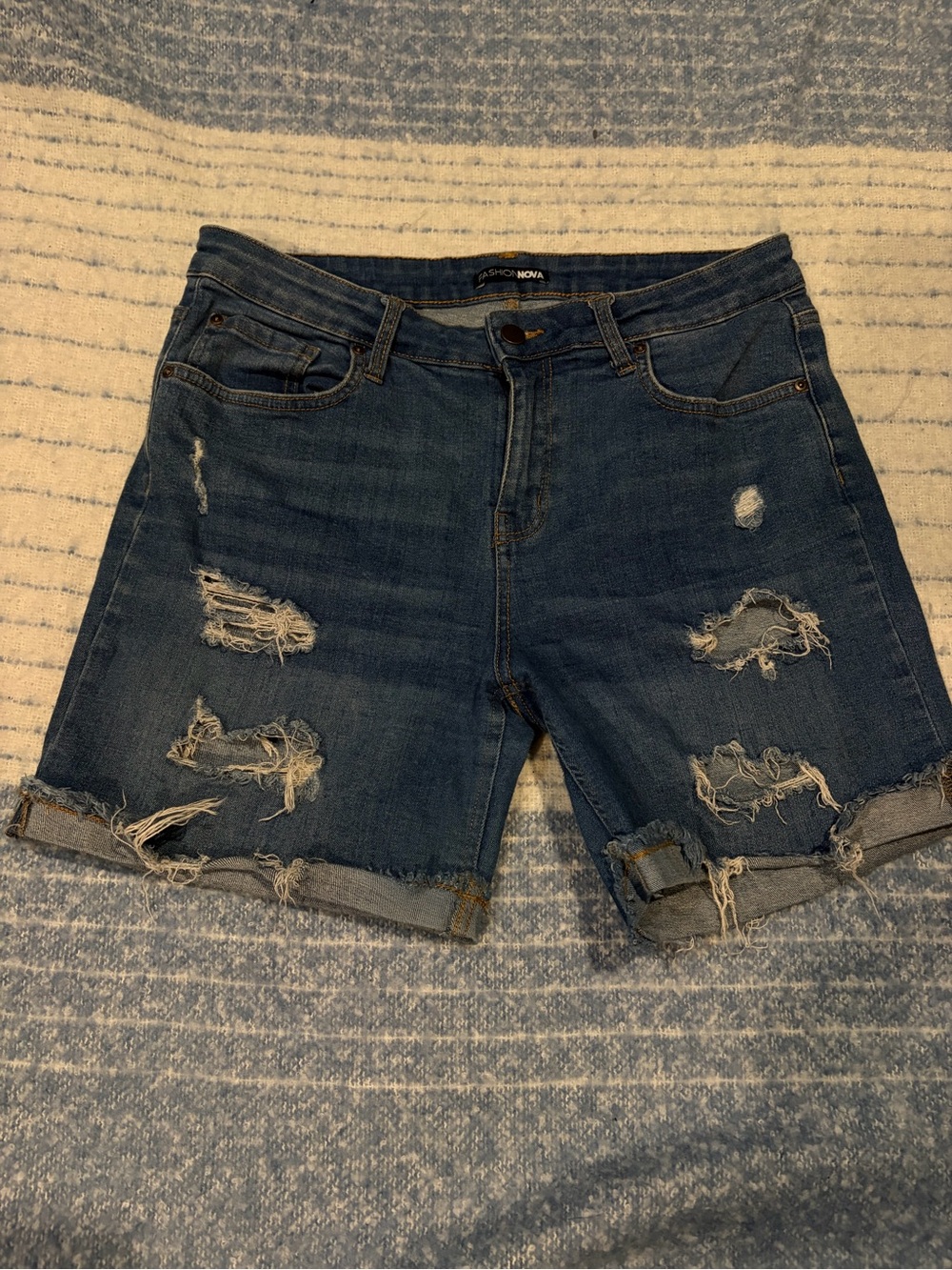 Fashion nova denim shorts